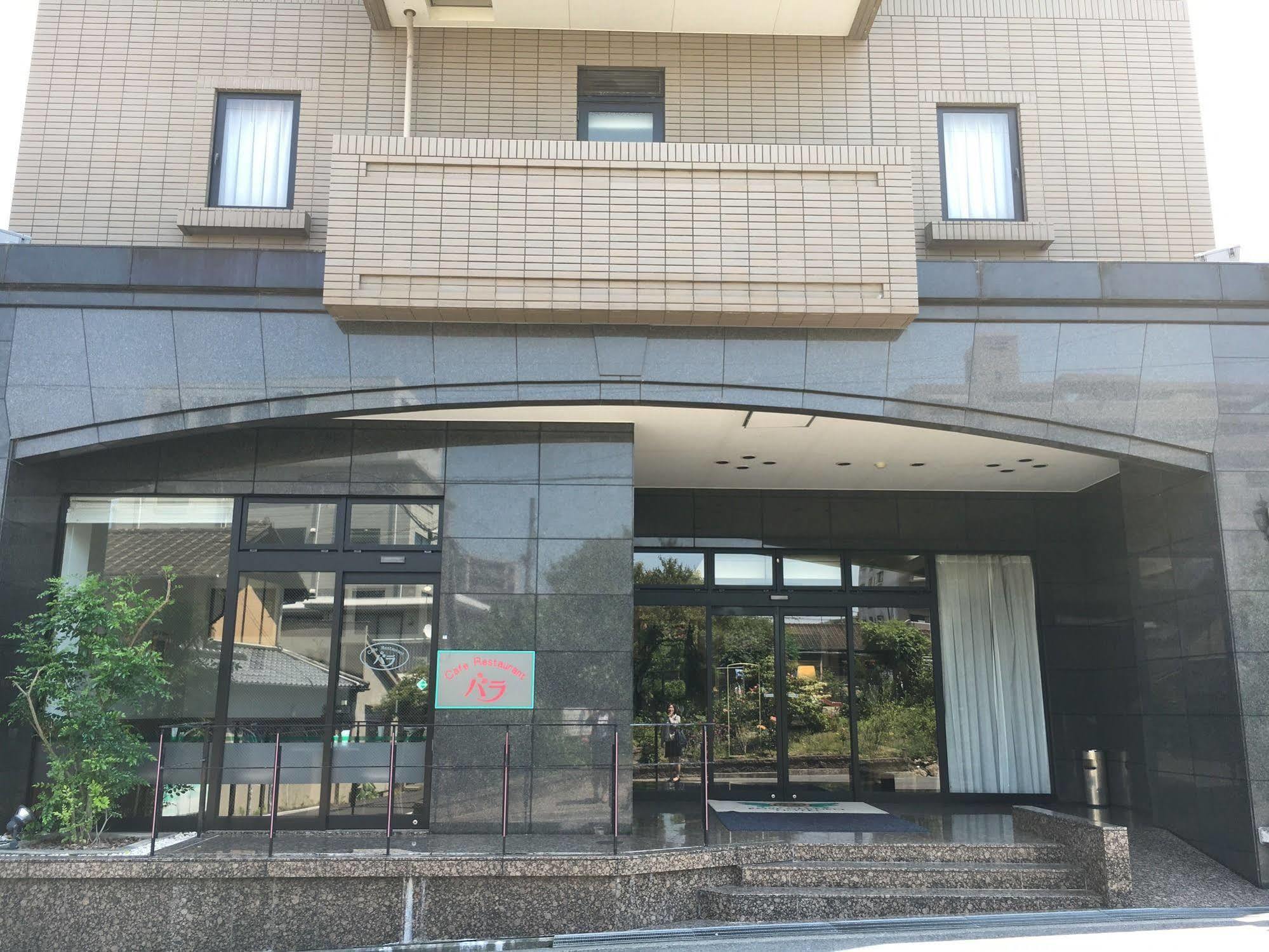 Fukuyama Rose Garden Hotel Eksteriør billede